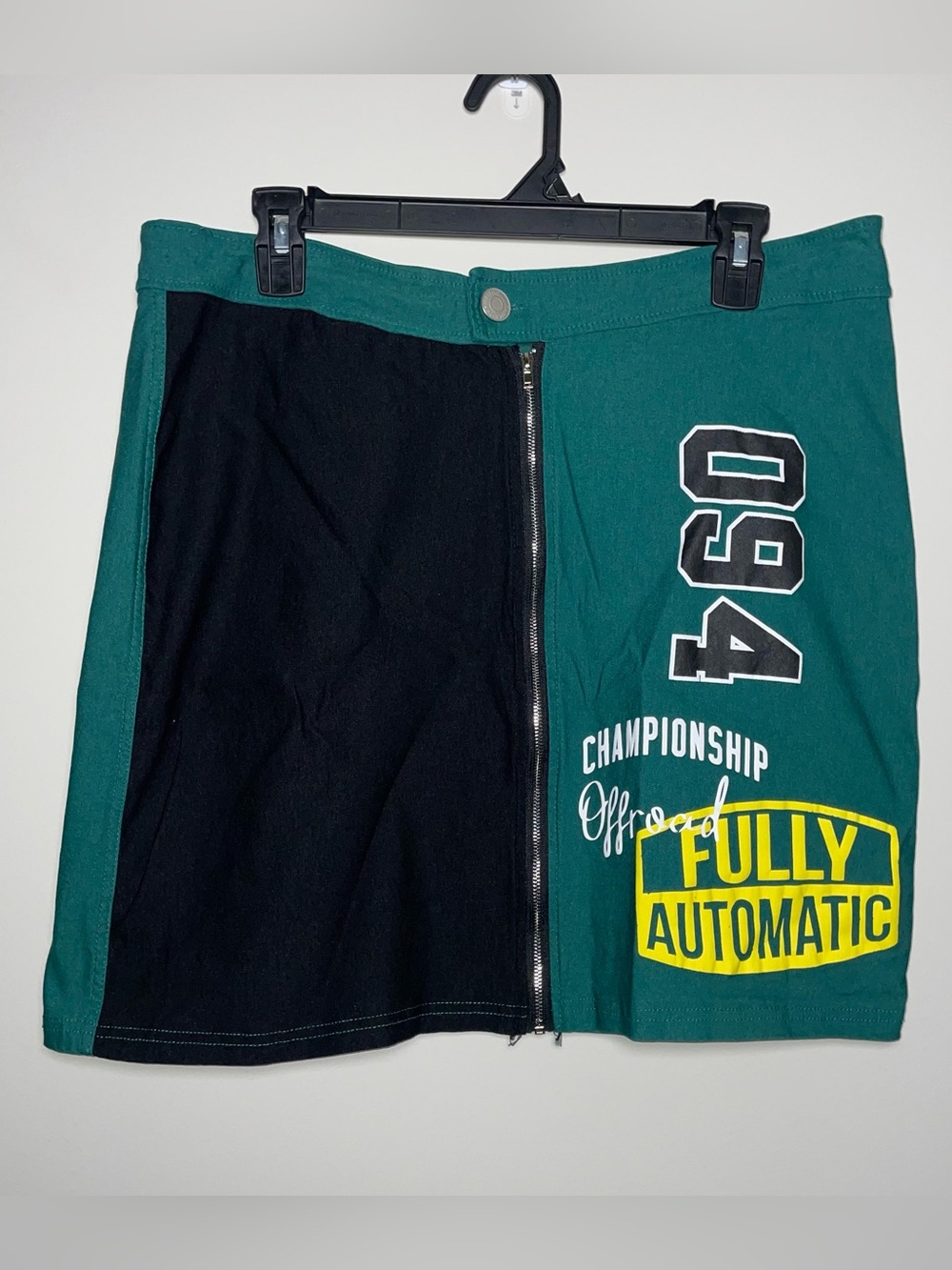 Thrill Jeans 3X Color Block Green Black Front Zip Cotton Blend Graphic Skirt